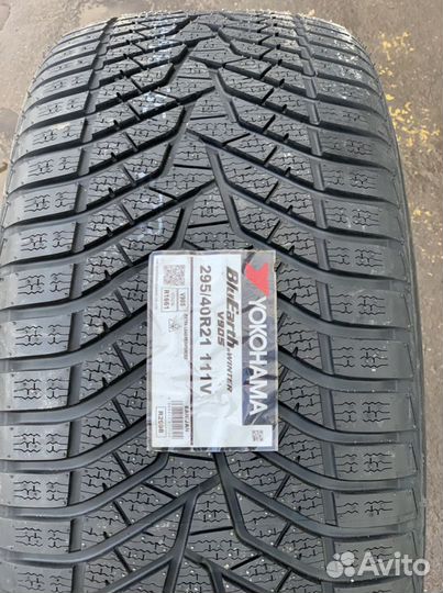 Yokohama W.Drive V905 295/40 R21