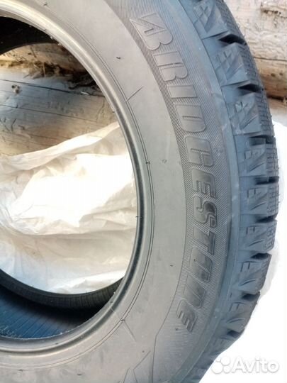 Bridgestone Blizzak Revo2 205/60 R15 91