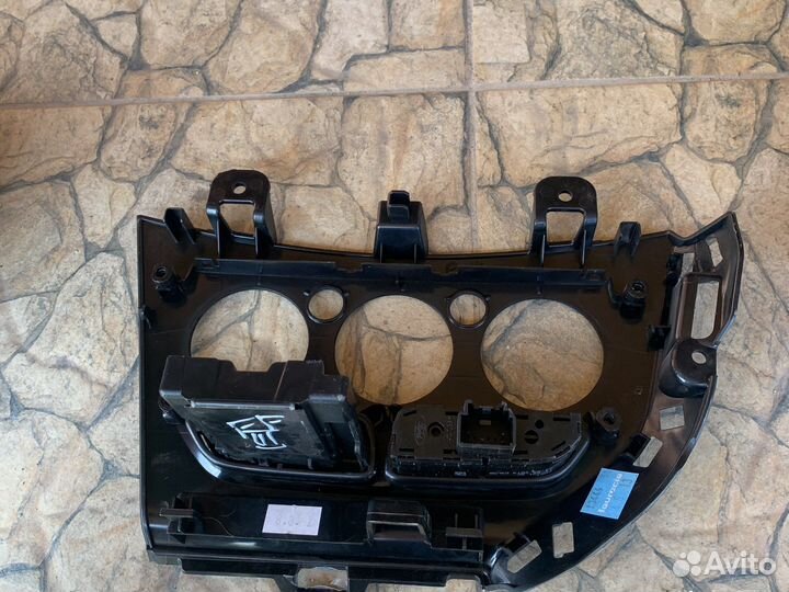 Ford focus 3 пластик блока управления печкой