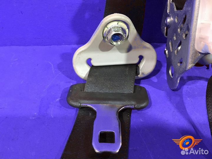 Ремень безопасности передний левый Suzuki Sx4 1