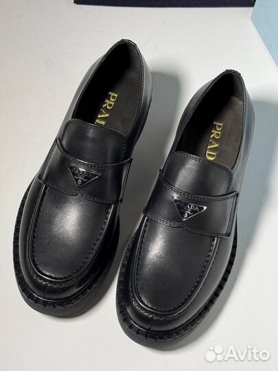 Лоферы Prada