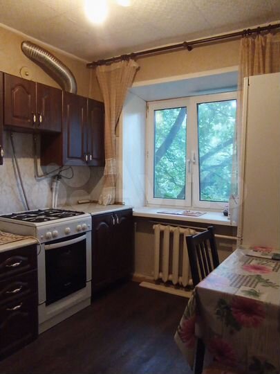 2-к. квартира, 42,3 м², 2/5 эт.