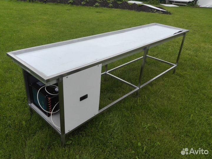 Стол с охлаждаемой поверхностью