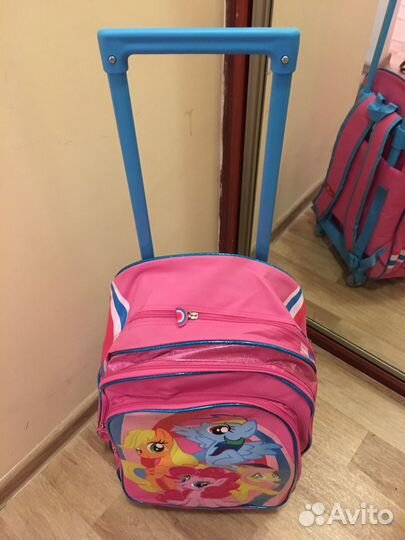 Рюкзак на колёсах