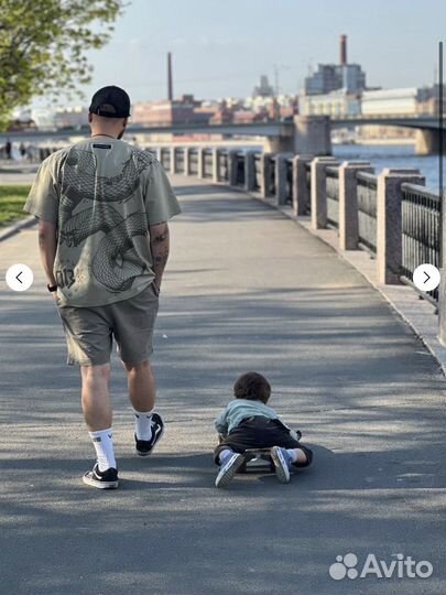 Футболка Octopus Bones, новая, унисекс