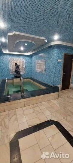 Баня с теплым бассейном