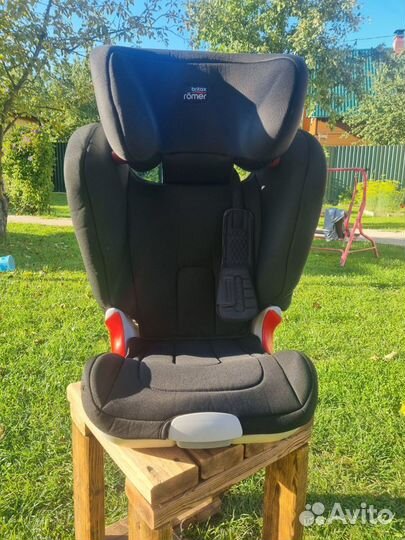 Автомобильное кресло britax romer kidfix XP