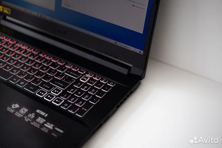 Acer Nitro 5 R7-5800H/DDR4*16GB/RTX*3070/SSD*512gb