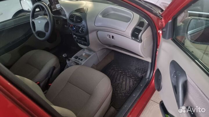 LADA Kalina 1.6 МТ, 2010, 150 000 км