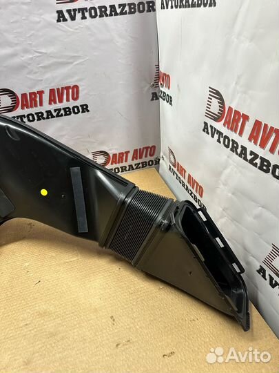 Канал впускной Mercedes EQS 580