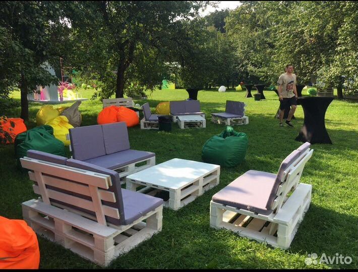 Аренда мебели из палет