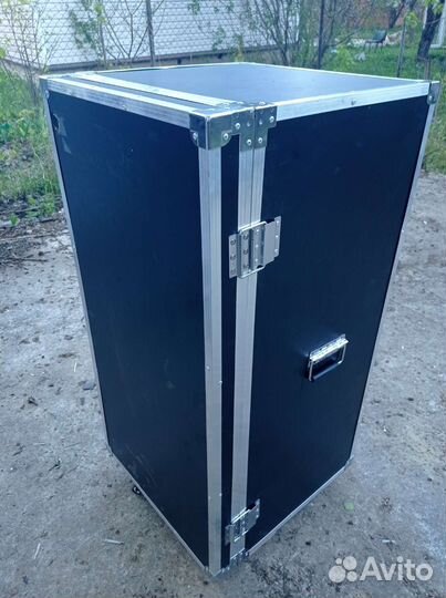 Короб для музыкального инструмента