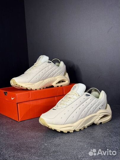 Кроссовки nike nocta