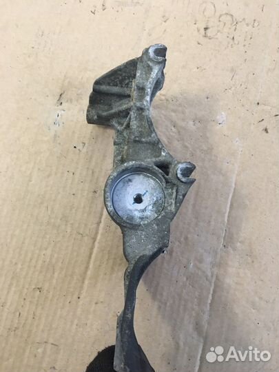 Кронштейн генератора Renault Kangoo 2(2377)