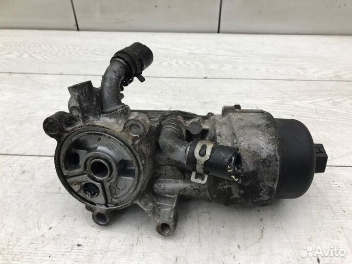 Кронштейн масляного фильтра Peugeot 508 1