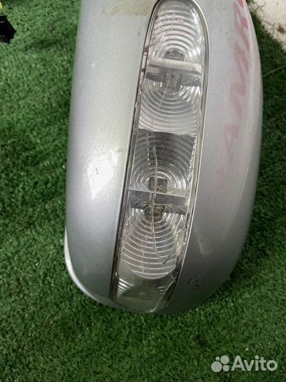 Зеркало левое Mercedes E-Class W211 M112.949 2002