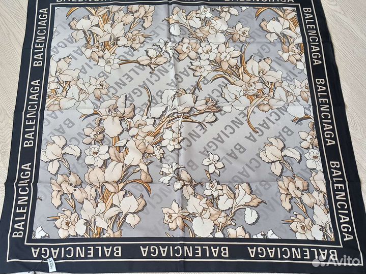 Платок Шелк Balenciaga серый бежевый 8 расцветок