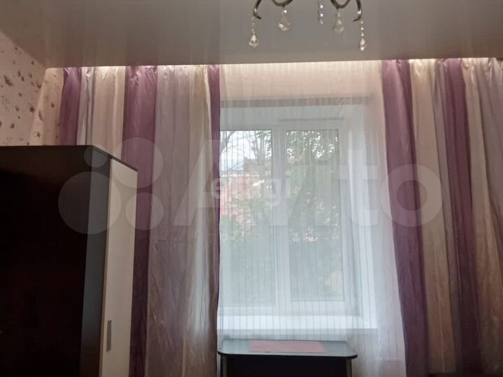 Комната 13,1 м² в 4-к., 1/3 эт.