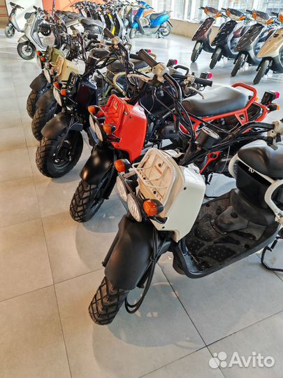 Скутер Honda Zoomer FI