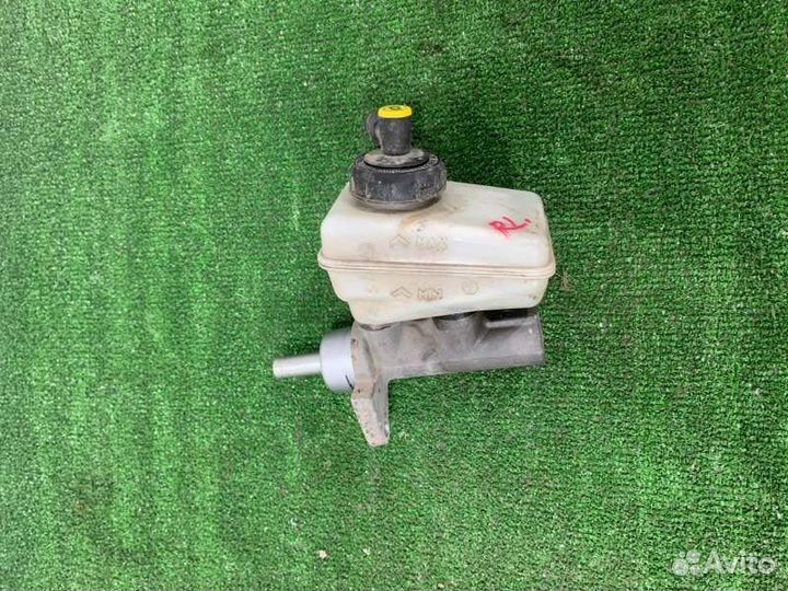 Главный тормозной цилиндр Renault Logan седан 1.6