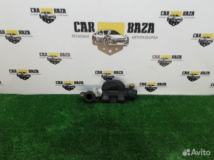 Патрубок интеркулера(глушитель) Volkswagen Golf