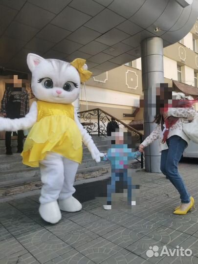 Живая открытка, белый медведь, ростовая кукла