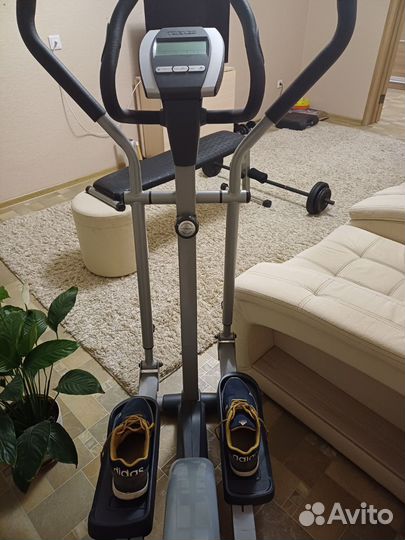 Эллиптический тренажер torneo