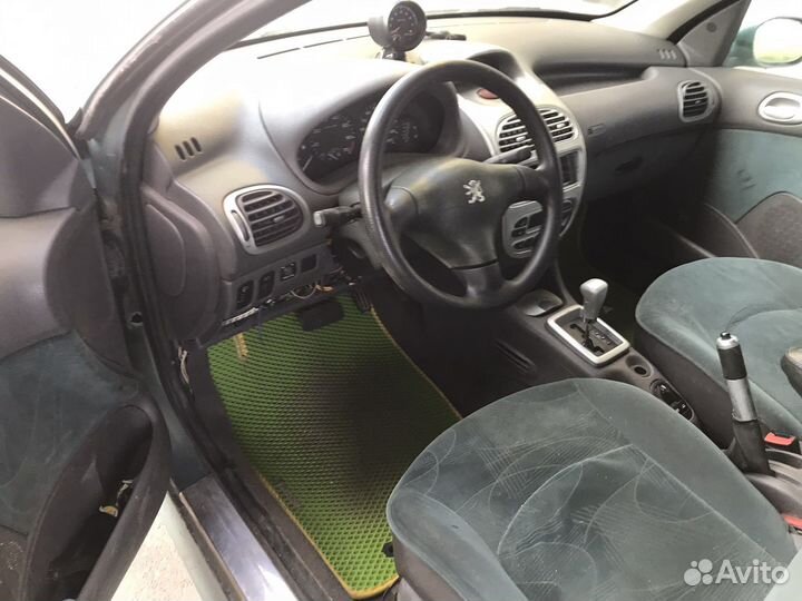 Запчасти на пежо 206