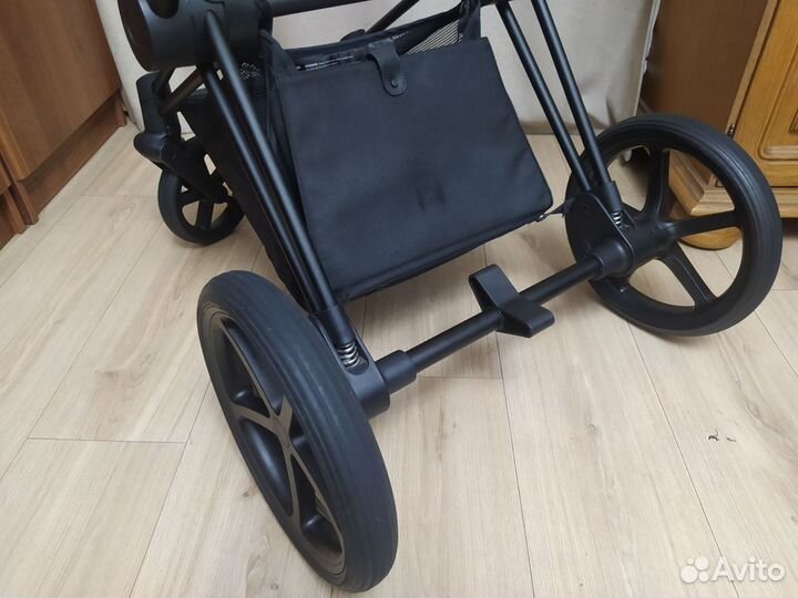 Шасси Cybex Priam 3, чёрное