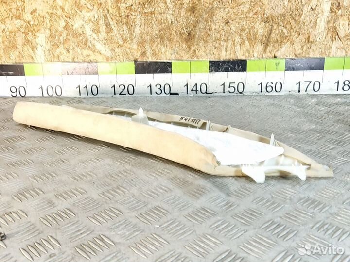 Обшивка стойки правая Lexus Ls 2006-2017