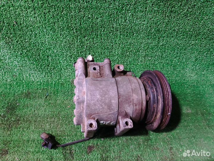 Компрессор кондиционера Kia Spectra