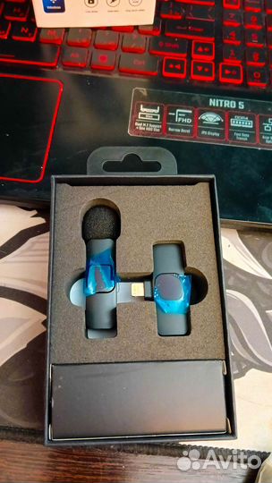 Петличный микрофон