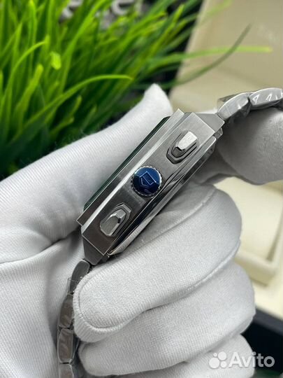 Часы tag heuer monaco