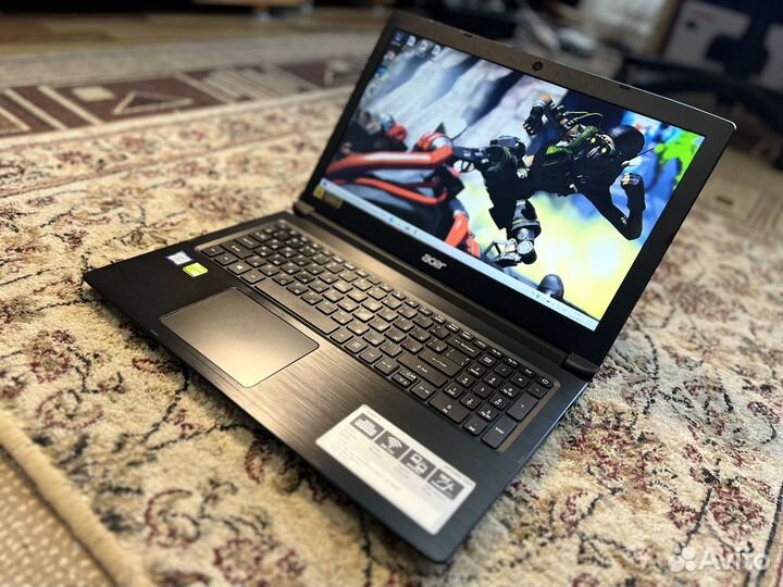 Игровой Ноутбук Acer i3-7020u/8гб/MX130 2гб