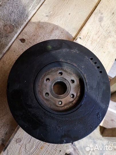 Демпфер шкив коленвала Mercedes-Benz M119