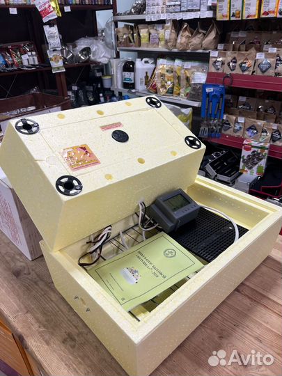 Инкубатор для яиц автоматический