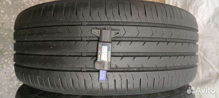 Continental ContiPremiumContact 5 215/55 R17 94W