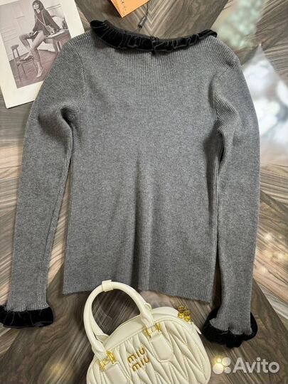 Шикарная кофта Miu Miu