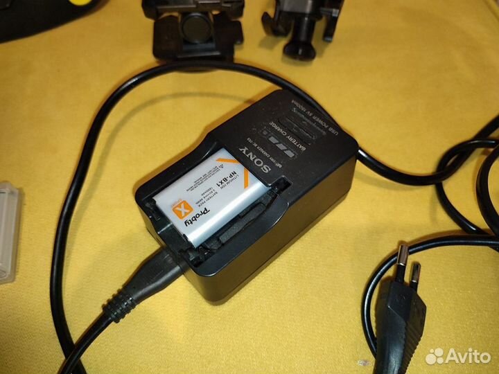 Экшн камера sony HDR-AS30V + аксессуары