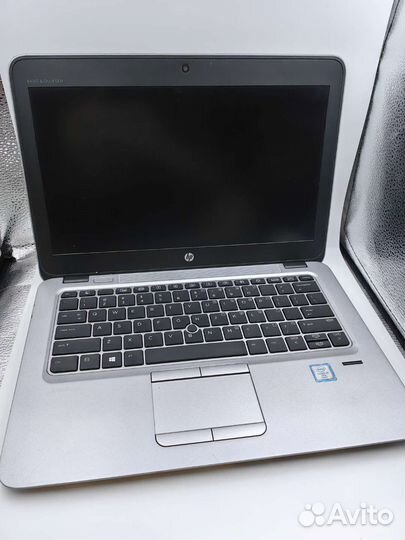 Hp elitebook 820 G3 i5/8gb/256ssd