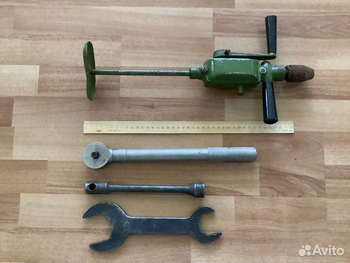 Инструмент СССР. Дрель. Ключ динамометрический