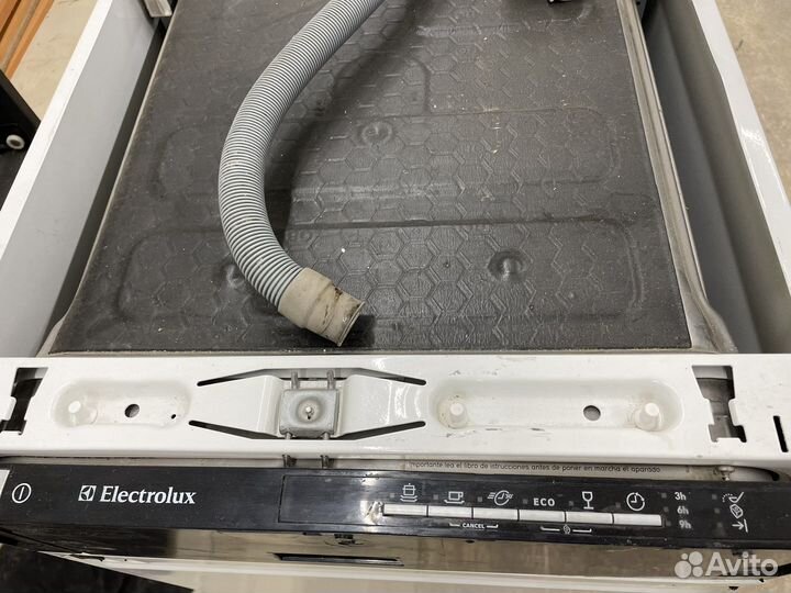 Посудомоечная машина electrolux