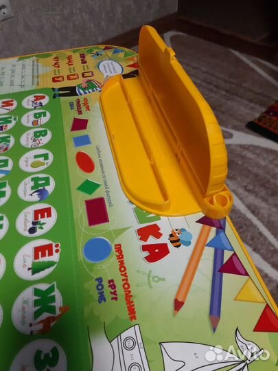 Детский стол и стул