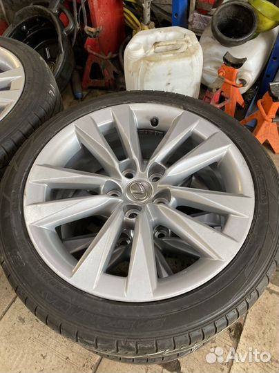 Колеса с сборе lexus r18