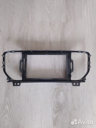 Рамка магнитолы kia sportage 4