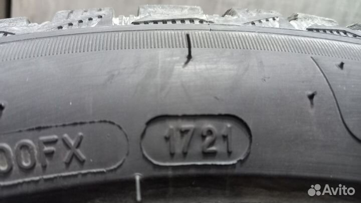 Michelin X-Ice North 4 SUV 225/45 R19