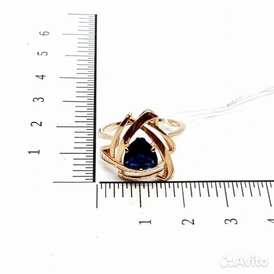 Золотое кольцо с фианитом 19р