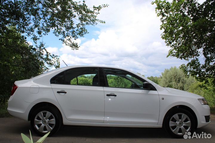 Skoda Rapid 1.6 AT, 2017, 87 550 км