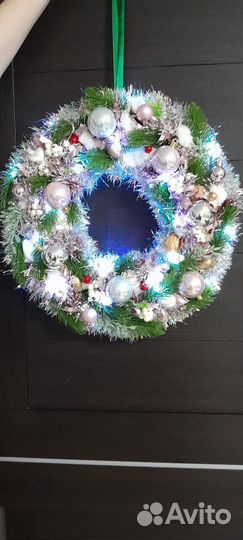 Новогодний венок на дверь