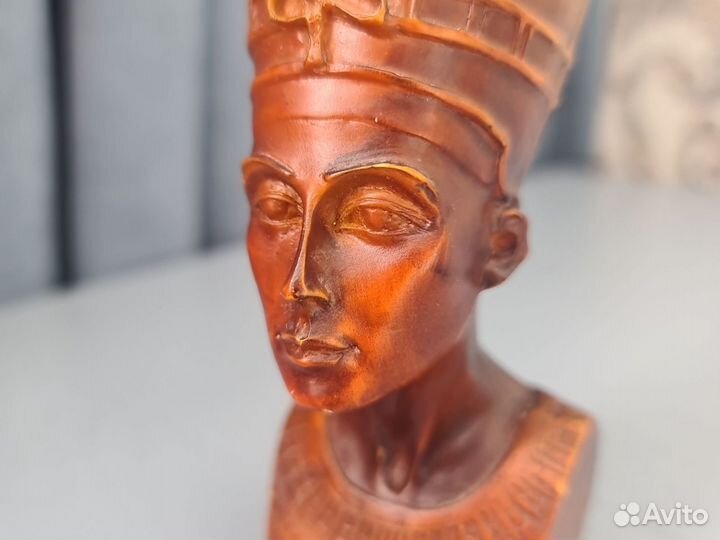 Фигурка Нефертити сувенир из Египта